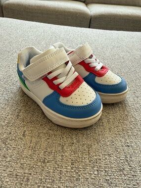 Cat & Jack Kids Colorblock Casual Sneakers in White, Blue, Red and Green